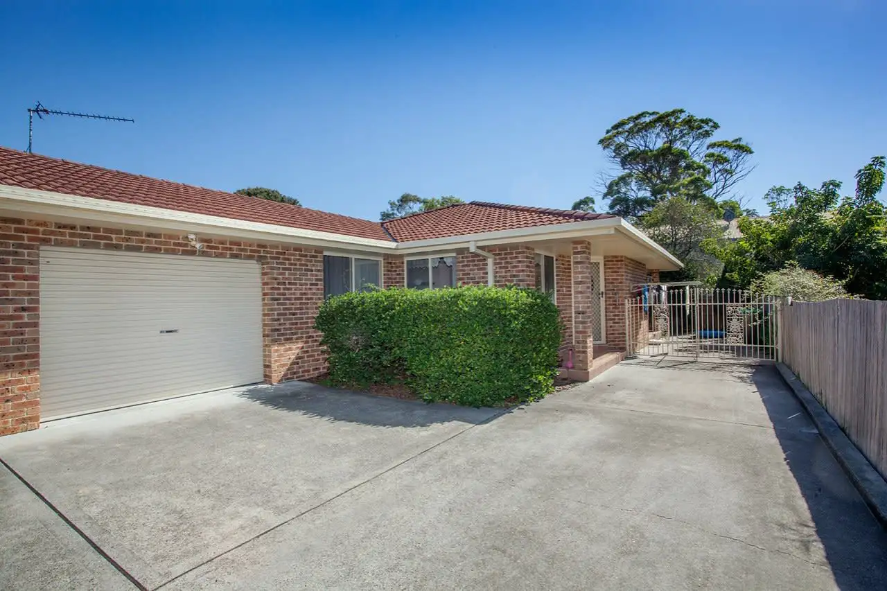 Main view of Homely semi-detached listing, 2/11 Farleigh Street, Old Bar NSW 2430
