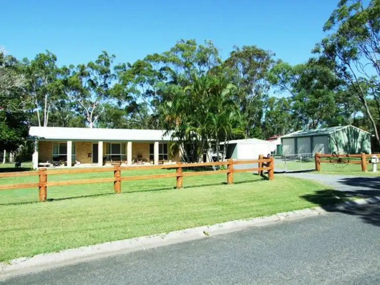 12 Golden Avenue