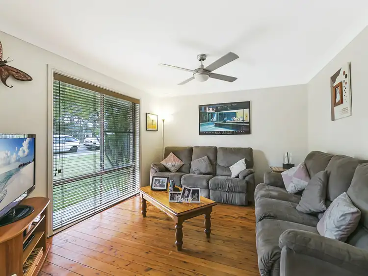 Fourth view of Homely house listing, 194 Elizabeth Bay Drive, Lake Munmorah NSW 2259