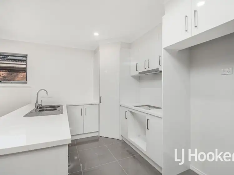 Fifth view of Homely townhouse listing, 1/6 Robert Street, Dandenong VIC 3175