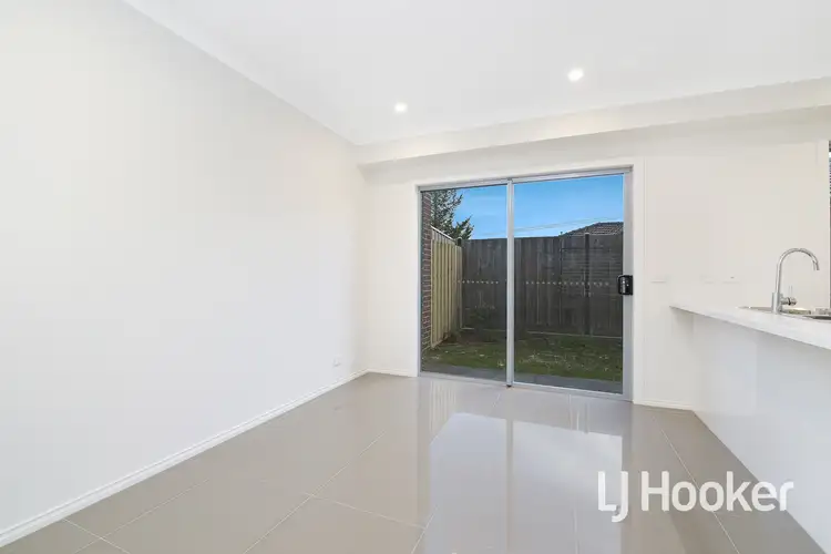 Fifth view of Homely townhouse listing, 2/6 Robert Street, Dandenong VIC 3175