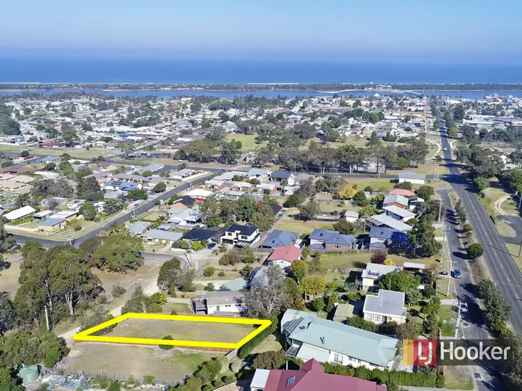 7A Outlook Avenue, Lakes Entrance VIC 3909