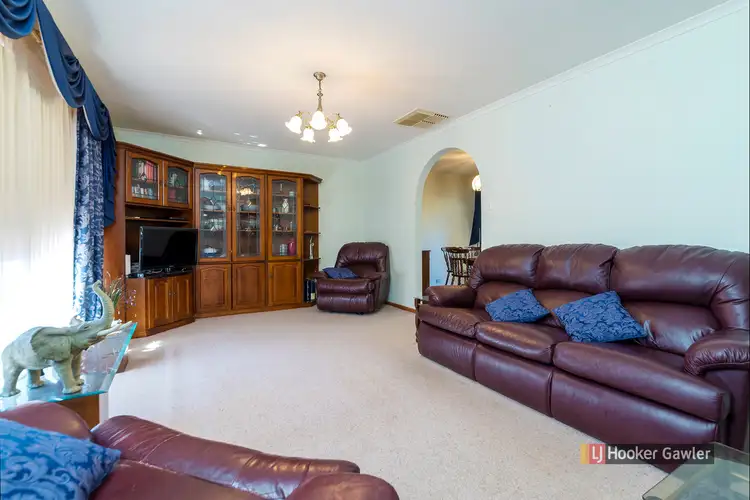 Fourth view of Homely house listing, 2 Cawston Court, Gulfview Heights SA 5096