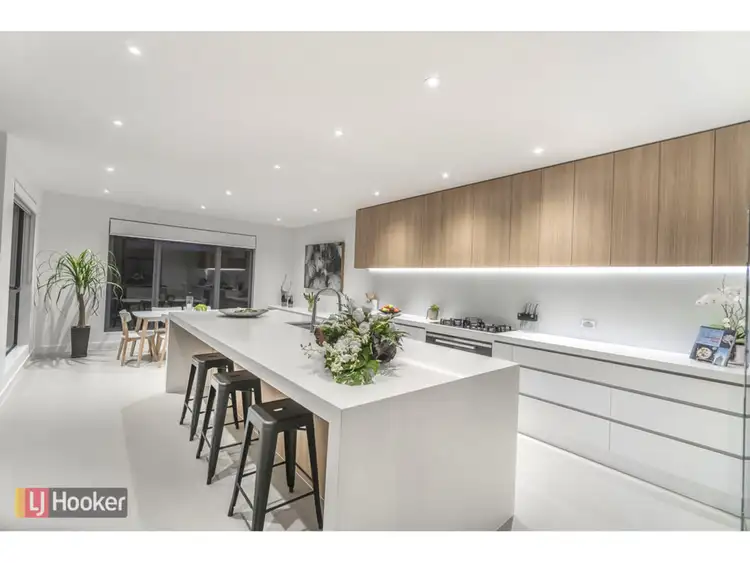 Fifth view of Homely house listing, 37 Grattan Cove, Craigieburn VIC 3064