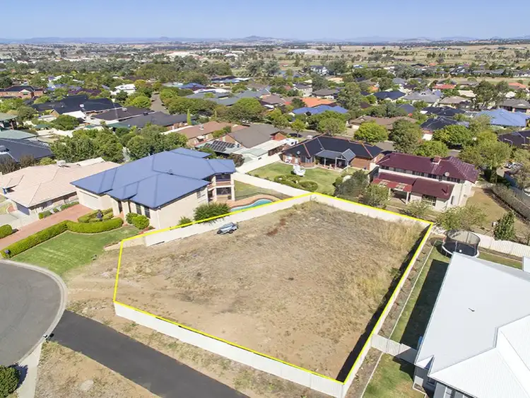 37 Ebony Close, Hillvue NSW 2340