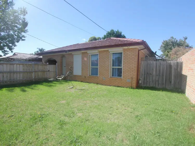 18 Downs Road, Seaford VIC 3198