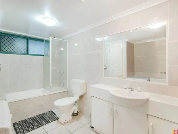 Sixth view of Homely unit listing, 2/1 Burleigh Street, Burleigh Heads QLD 4220