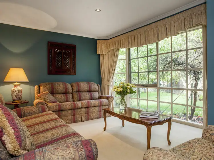 Second view of Homely house listing, 3 Henty Court, Mooroolbark VIC 3138