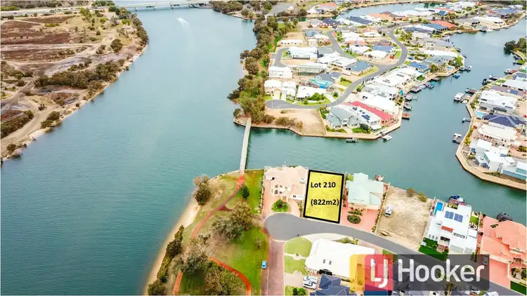 16 Lerici Circle, Pelican Point WA 6230