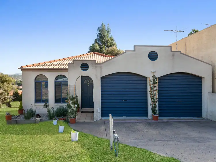 41 Toscana Way, Hidden Valley VIC 3756
