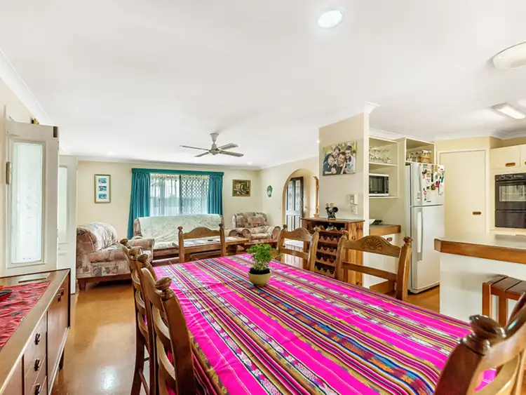 Sixth view of Homely house listing, 2 Falcon Court, Burleigh Waters QLD 4220