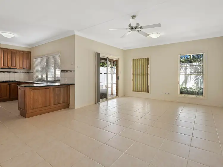 Fifth view of Homely house listing, 8 Bona Vista Court, Cleveland QLD 4163