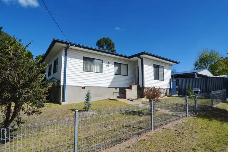 19 Hume Avenue, Wallerawang NSW 2845