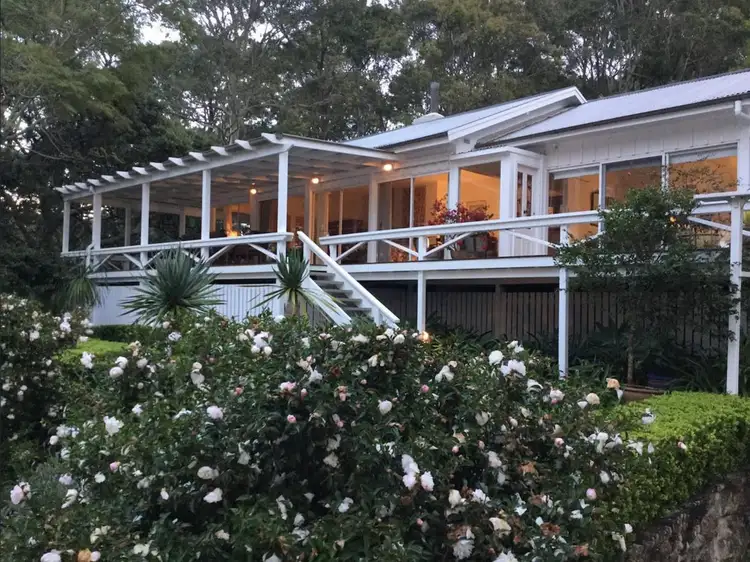 Second view of Homely house listing, 6 Bona Crescent, Lovett Bay NSW 2105