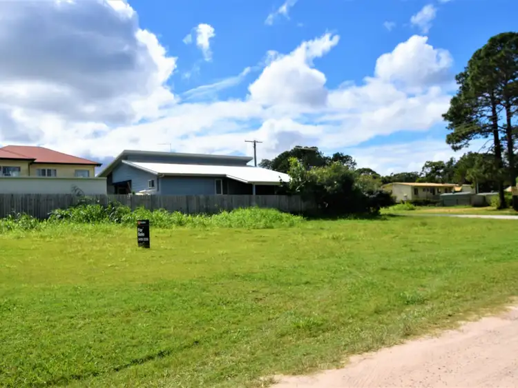 1 Hakea Street, Russell Island QLD 4184