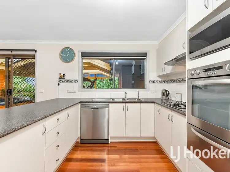 Fifth view of Homely house listing, 3 Buchan Green, Pakenham VIC 3810
