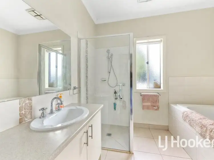 Fifth view of Homely house listing, 13 Wellwood Road, Drouin VIC 3818