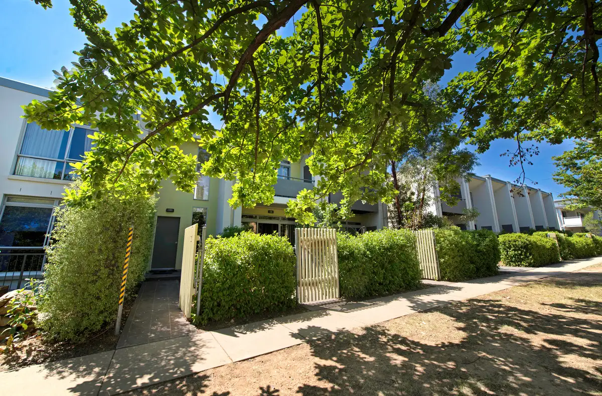 Main view of Homely unit listing, 15/30 Ijong Street, Braddon ACT 2612