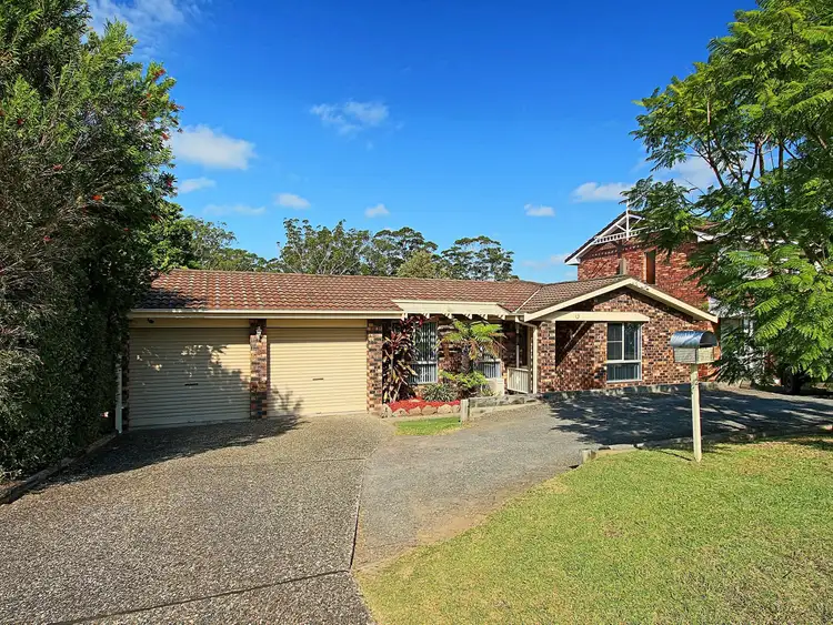 12 Yuroka Crescent, St Georges Basin NSW 2540