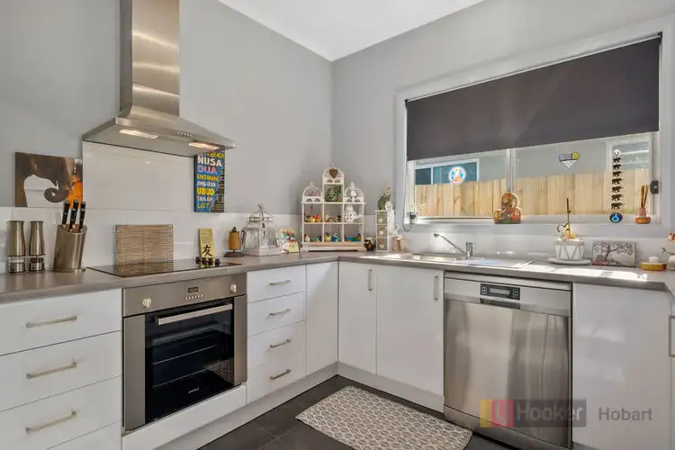 Sixth view of Homely villa listing, 3/644 Main Road, Berriedale TAS 7011