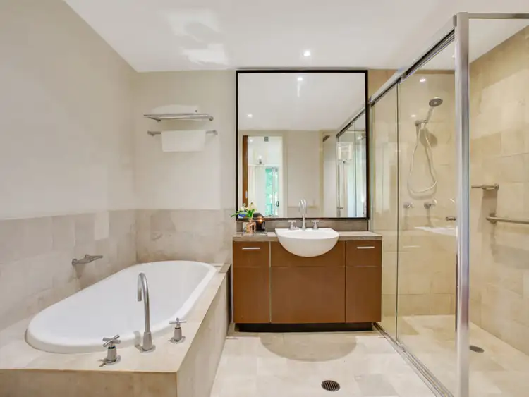 Fifth view of Homely unit listing, 20-21/600 Glades Drive, Robina QLD 4226