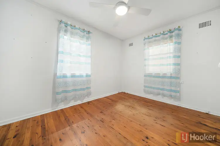 Fifth view of Homely house listing, 15 O'Neile Crescent, Lurnea NSW 2170
