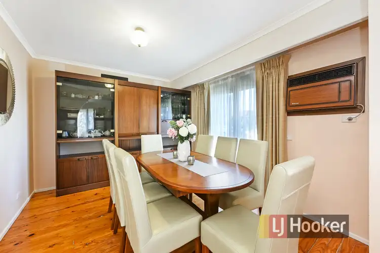 Fifth view of Homely house listing, 11 Tunley Close, Endeavour Hills VIC 3802