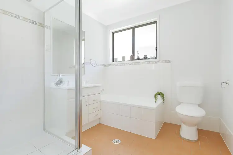 Sixth view of Homely villa listing, 3/26 Greenacre Road, Wollongong NSW 2500