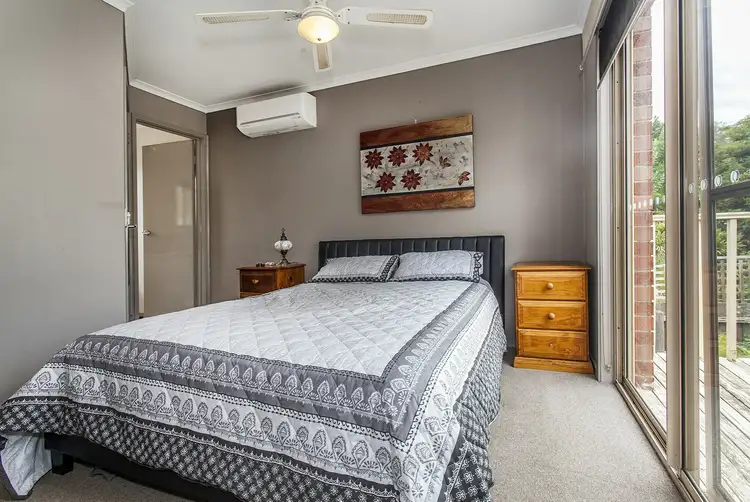 Fifth view of Homely house listing, 6 Woodridge Close, Montrose VIC 3765