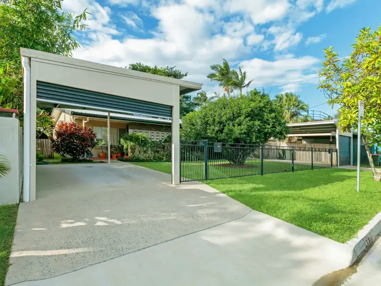 8 Richardson Street, Edge Hill QLD 4870