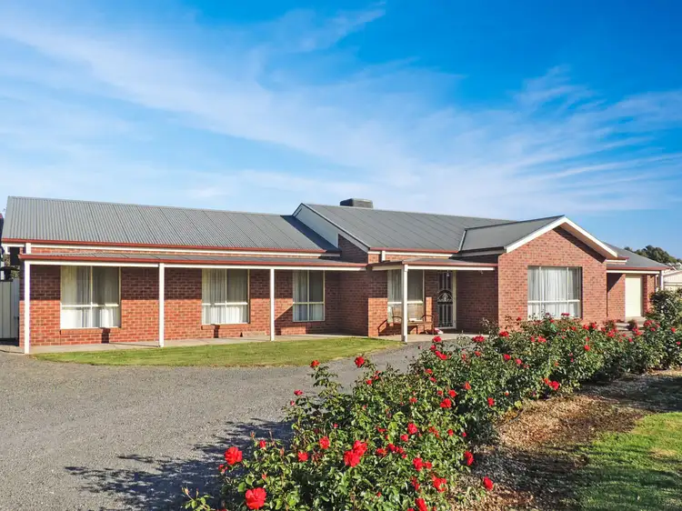 Main view of Homely house listing, 5 Kennon Court, Swan Hill VIC 3585