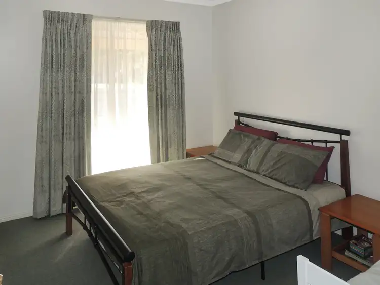 Seventh view of Homely house listing, 5 Kennon Court, Swan Hill VIC 3585