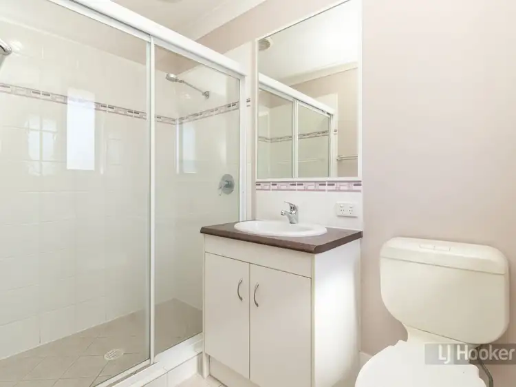 Sixth view of Homely house listing, 2 Kenny Close, Forest Lake QLD 4078