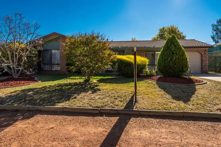 90 Galloway Street, Isabella Plains ACT 2905