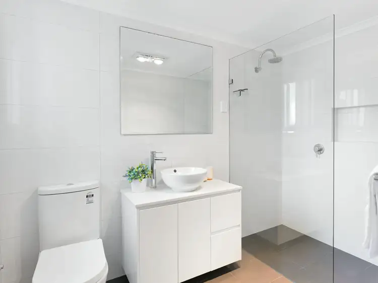 Fourth view of Homely unit listing, 6/50a Carrington Parade, Curl Curl NSW 2096
