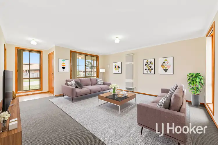 Second view of Homely house listing, 3 Rossi Close, Pakenham VIC 3810