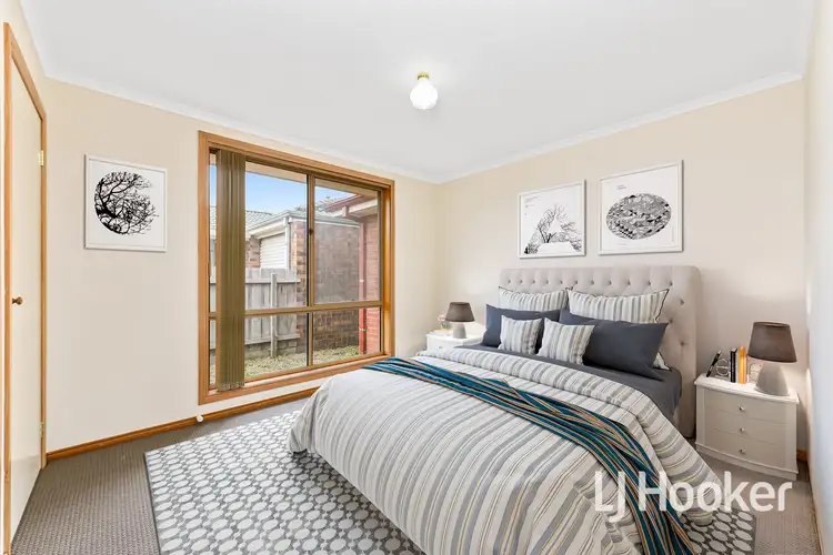 Fourth view of Homely house listing, 3 Rossi Close, Pakenham VIC 3810