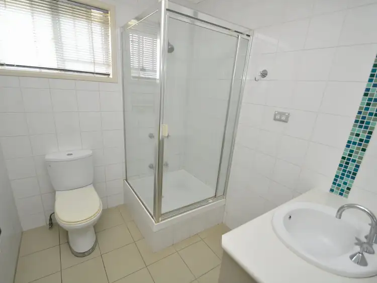 Sixth view of Homely unit listing, 1/27 Agnes Street, Wynnum QLD 4178