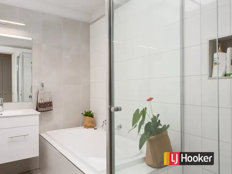 Seventh view of Homely house listing, 9 Eucalyptus Walk, Carrum Downs VIC 3201