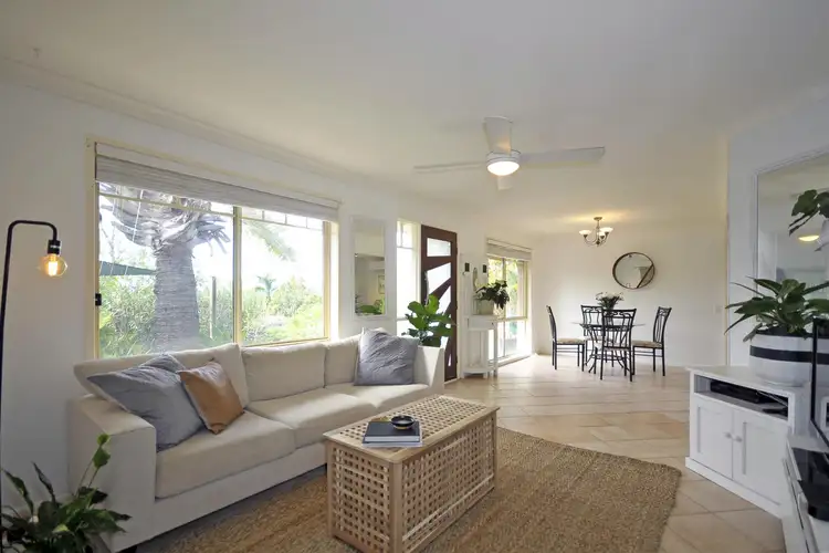 Second view of Homely house listing, 8 Haylett Court, Tallai QLD 4213