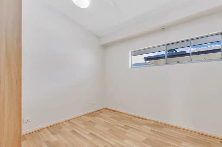 Sixth view of Homely unit listing, 4/110-114 Collins Avenue, Edge Hill QLD 4870