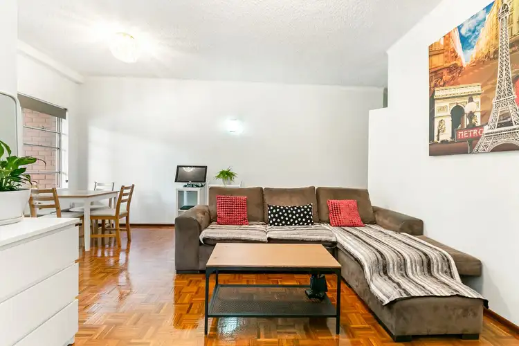 Main view of Homely unit listing, 2/1 Queens Road, Brighton-le-sands NSW 2216
