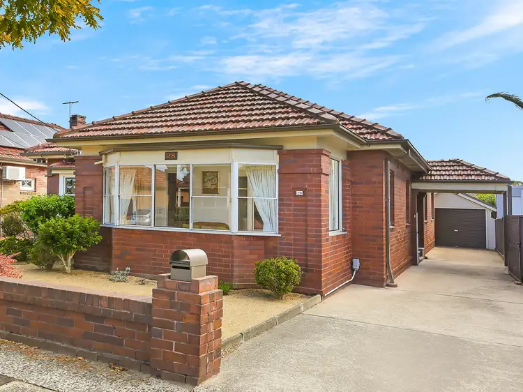 28 Middlemiss Street