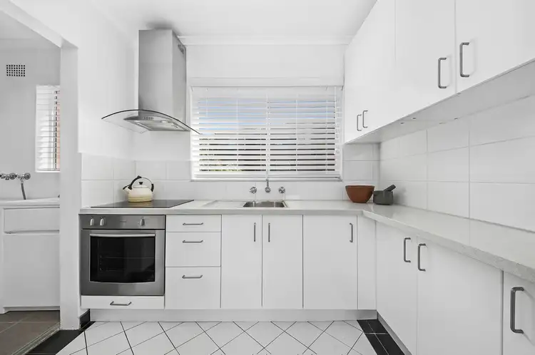 Third view of Homely apartment listing, 4/56 Oberon Street, Randwick NSW 2031