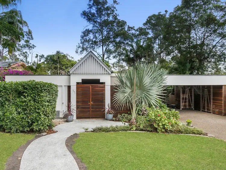 35 Kirkdale Road, Chapel Hill QLD 4069