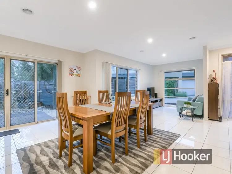 Fourth view of Homely house listing, 9/16-20 Honeysuckle Close, Pakenham VIC 3810