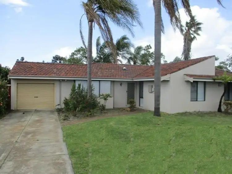 18 Townson Place, Leeming WA 6149