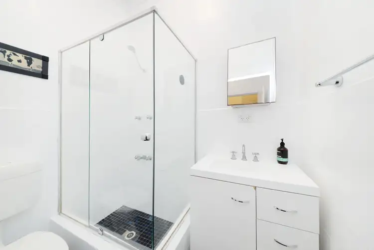 Sixth view of Homely apartment listing, 2/69A Francis Street, Bondi Beach NSW 2026