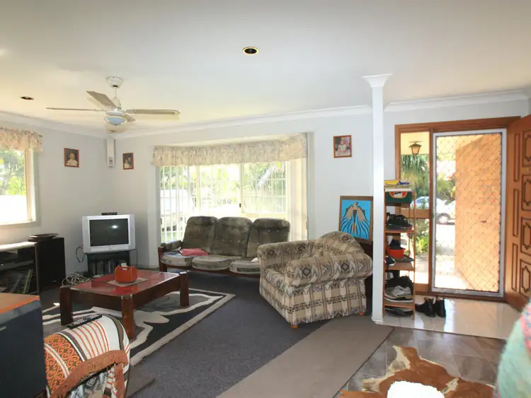 Sixth view of Homely house listing, 8 Hardy Avenue, Ocean Shores NSW 2483