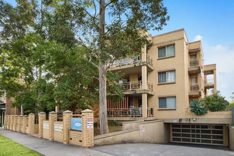 Third view of Homely apartment listing, 4/334-336 Railway Terrace, Guildford NSW 2161
